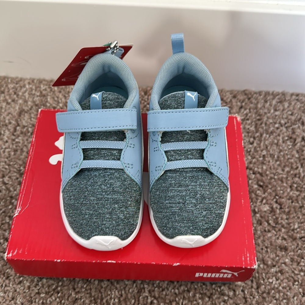 Kids Puma Shoes- Carson 2